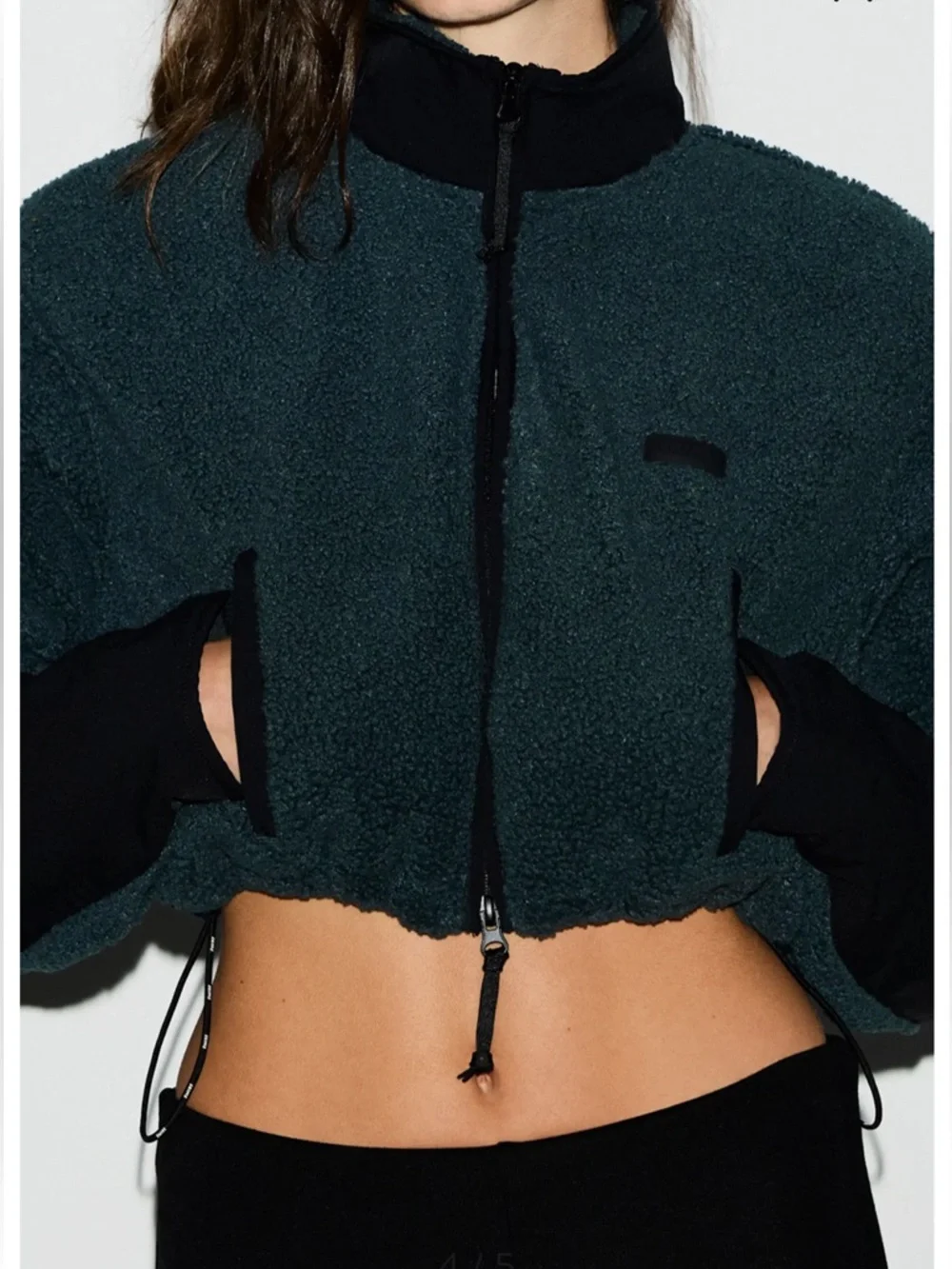 SKIMS Teddy Cropped Zip-Up Jacket - Picture 4 of 11